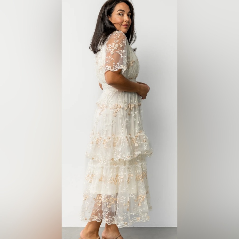 Baltic Born Eleanor Embroidered Midi‎ Dress Size Medium